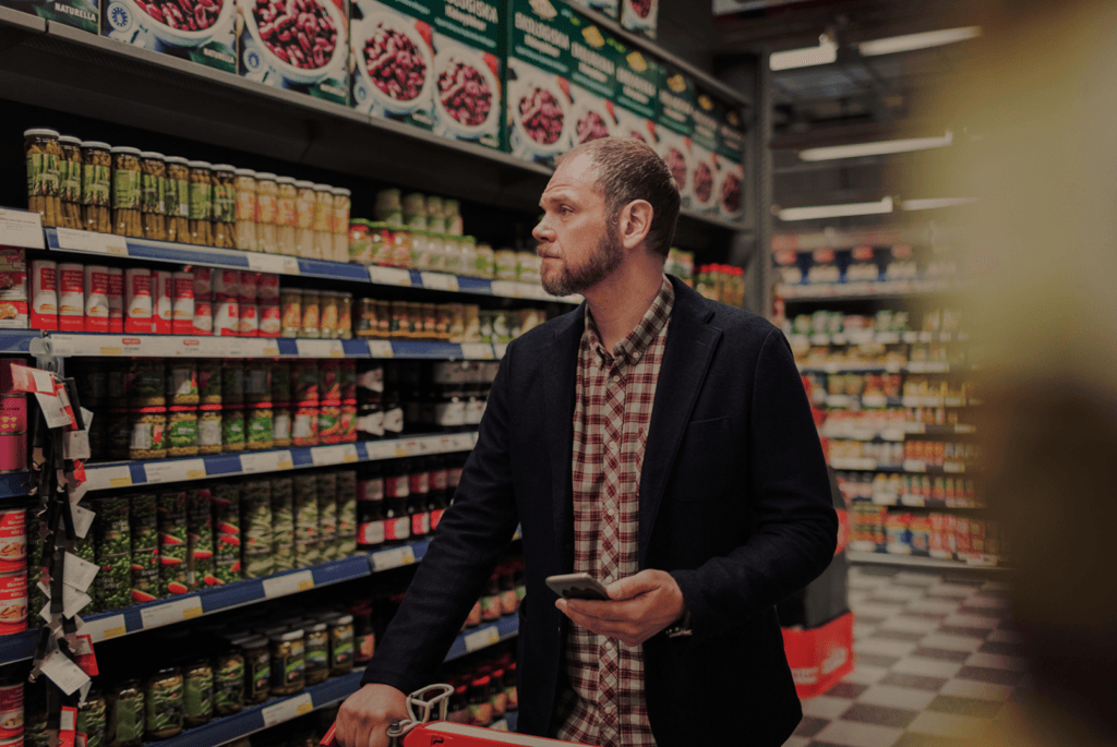 Tuore selvitys: kuluttajat eivät usko ostovoiman elpymiseen. ”Epävarmuus on uusi inflaatio”